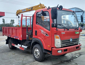 重汽王牌徐工3.2噸隨車(chē)吊
