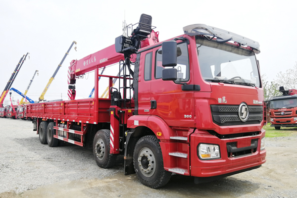 什么是隨車(chē)吊？—隨車(chē)吊廠(chǎng)家解答